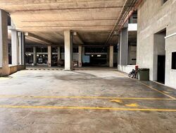Gul Way (D22), Warehouse #632853181